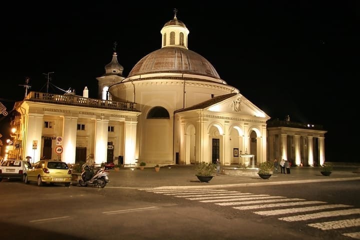 Capodanno ad Ariccia: offerte e cenoni Capodanno ad Ariccia: offerte e cenoni